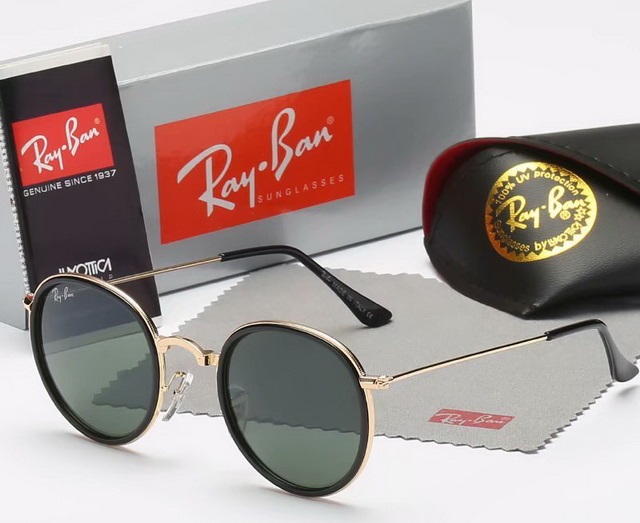 Ray Ban Boutique Sunglasses 070